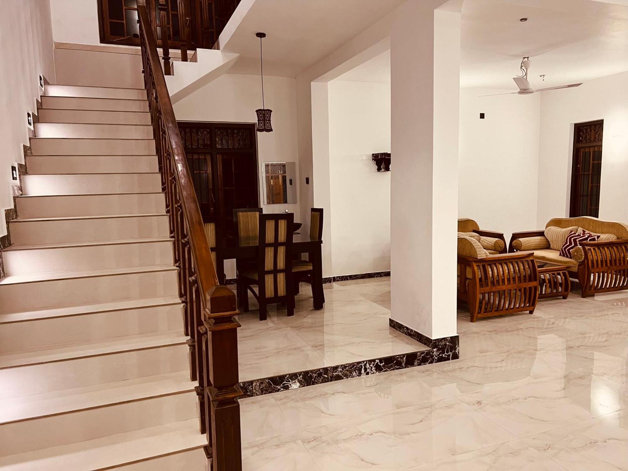Ahasna Airport Villa Negombo Exterior foto